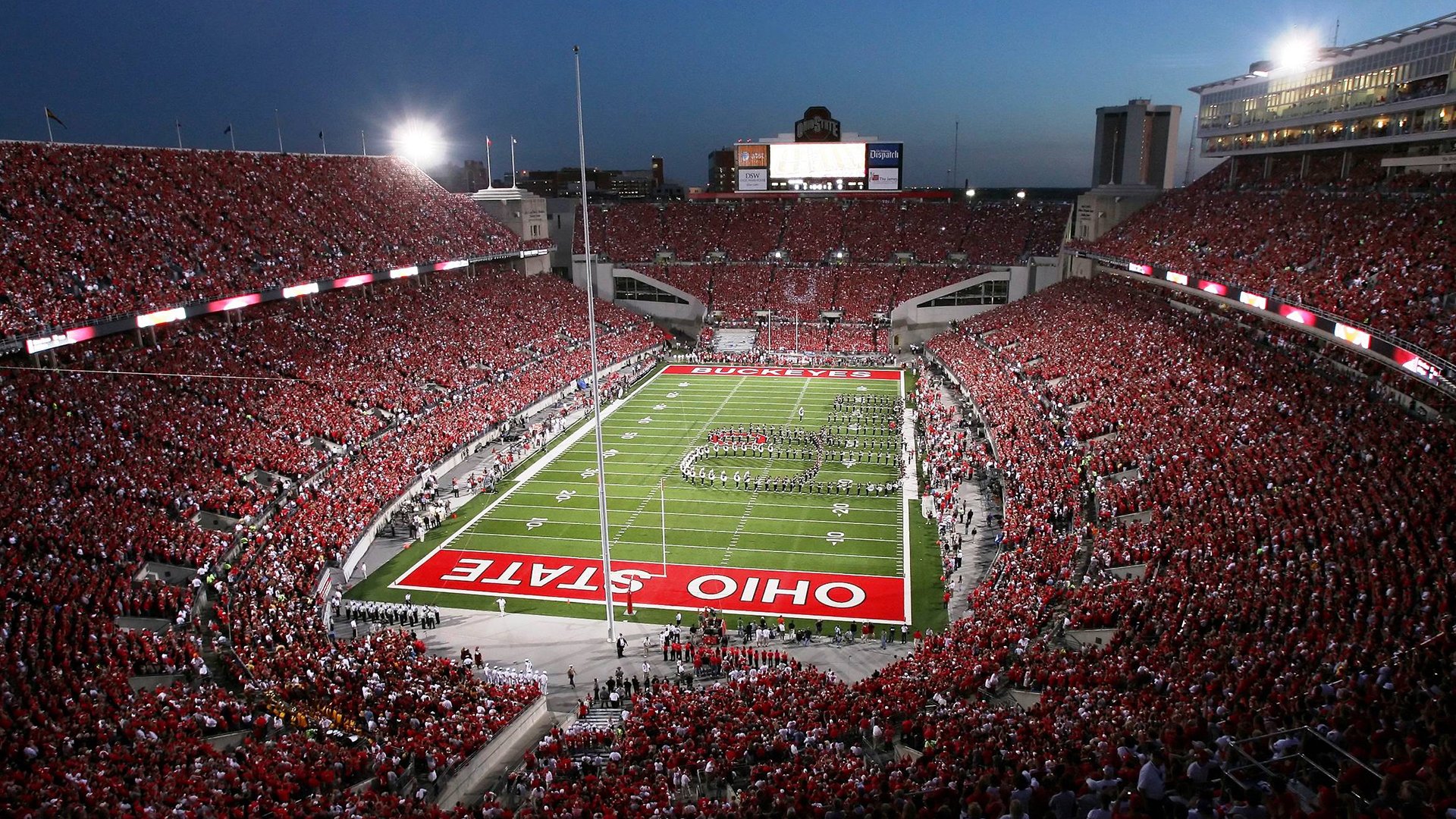 赛场暖心：运动员的“感人瞬间”集锦，温暖人心